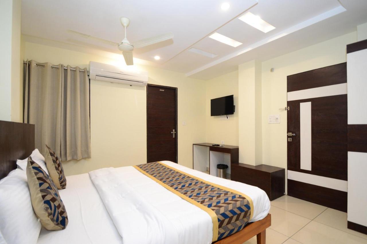Hotel Rashika Palace 斋浦尔 外观 照片