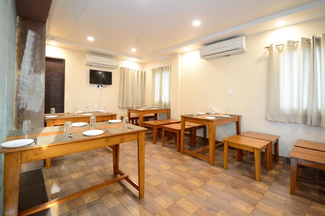 Hotel Rashika Palace 斋浦尔 外观 照片